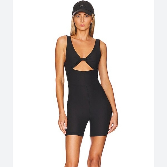 WeWoreWhat Pants - Weworewhat Twist Cutout Romper Bodysuit Size S